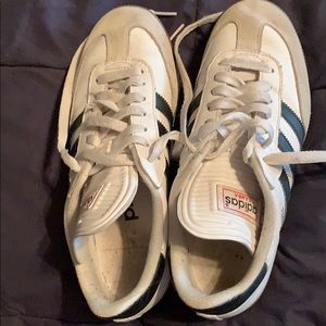 White Adidas Sambas
